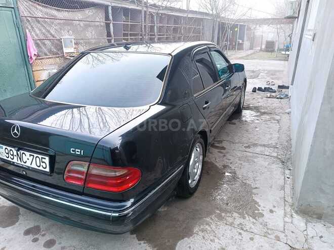 Mercedes E 220 d 1999, 370,000 km - 2.2 л - Bərdə