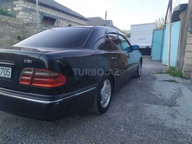 Mercedes E 220 d 1999, 370,000 km - 2.2 л - Bərdə