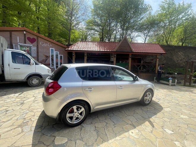 Kia Ceed 2008, 200,000 km - 1.6 л - Quba
