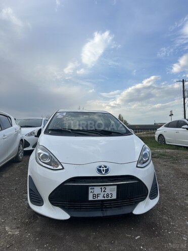 Toyota Aqua 2017, 145,254 km - 1.5 l - Bakı