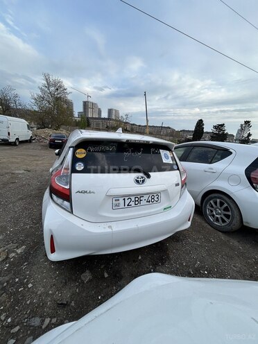 Toyota Aqua 2017, 145,254 km - 1.5 l - Bakı