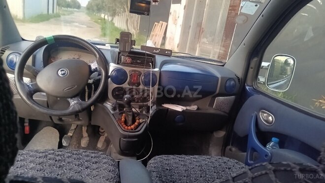 Fiat Doblo 2003, 350,000 km - 1.9 l - Bakı