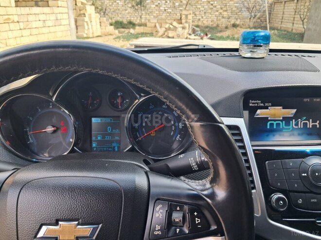Chevrolet Cruze 2013, 272,000 km - 1.4 l - Şirvan