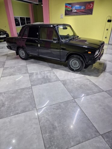 LADA (VAZ) 2107-4