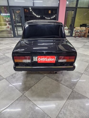 LADA (VAZ) 2107-2