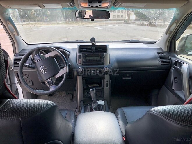Toyota Land Cruiser Prado 2012, 285,000 km - 2.7 л - Bakı