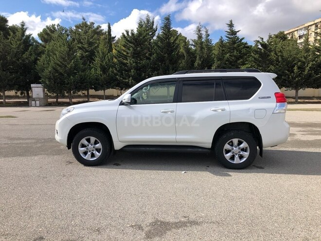 Toyota Land Cruiser Prado 2012, 285,000 km - 2.7 л - Bakı