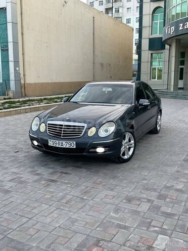 Mercedes E 220 d-4