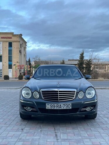 Mercedes E 220 d-1