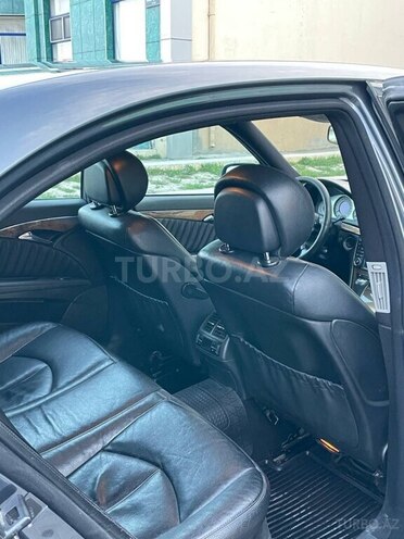 Mercedes E 220 d-11