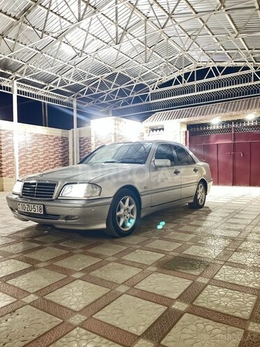 Mercedes C 240 2000, 240,000 km - 2.4 l - Ağdaş