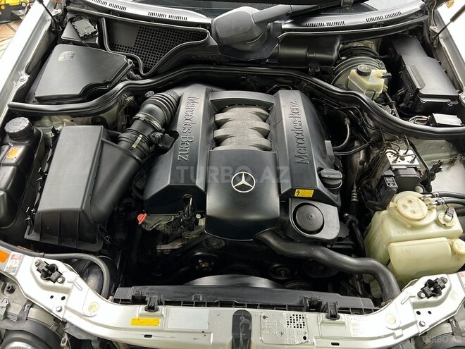 Mercedes E 320 2001, 172,199 km - 3.2 l - Bakı