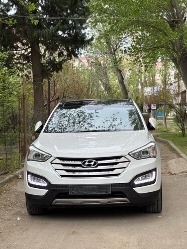 Hyundai Santa Fe-4