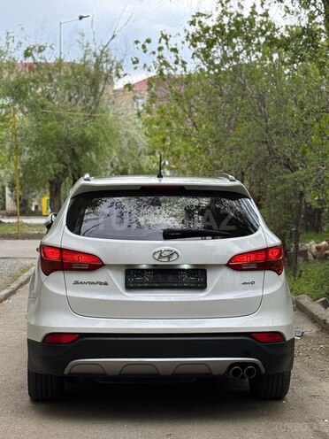 Hyundai Santa Fe-8