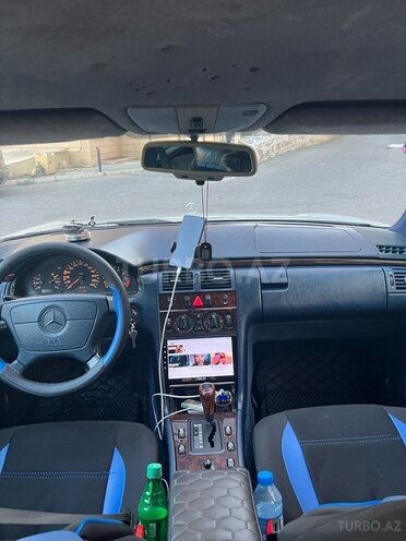Mercedes E 230 1995, 440,000 km - 2.3 l - Bakı