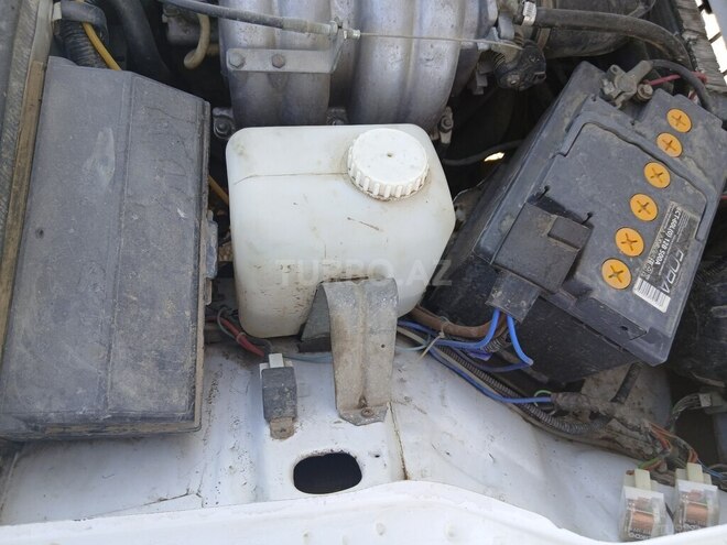 LADA (VAZ) 2107 2009, 46,000 km - 1.6 l - Salyan