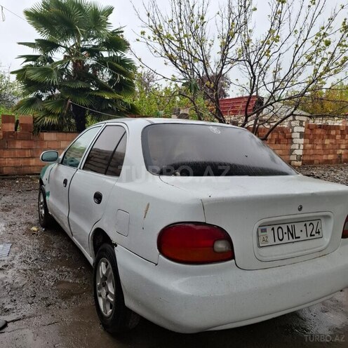 Hyundai Accent 1995, 127,000 km - 1.5 л - Qazax