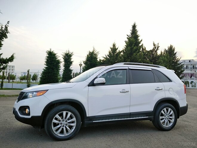 Kia Sorento 2011, 148,000 km - 2.0 l - Astara