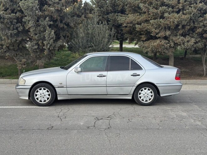 Mercedes C 220 d 2000, 450,000 km - 2.2 l - Bakı