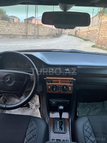 Mercedes E 200 d 1992, 290,000 km - 2.9 л - Sumqayıt