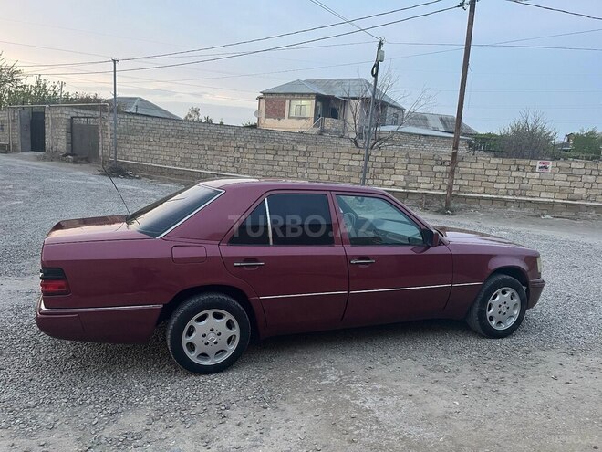 Mercedes E 200 d 1992, 290,000 km - 2.9 л - Sumqayıt