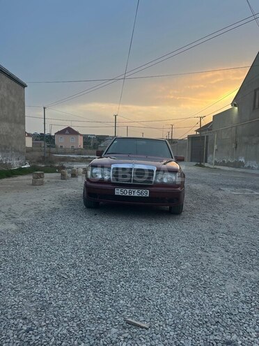Mercedes E 200 d 1992, 290,000 km - 2.9 л - Sumqayıt