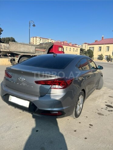 Hyundai Elantra 2019, 63,500 km - 2.0 l - Bakı