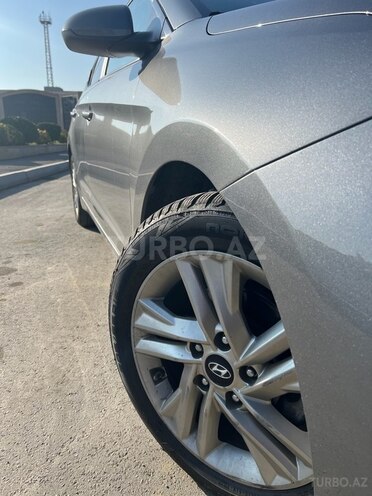 Hyundai Elantra 2019, 63,500 km - 2.0 l - Bakı