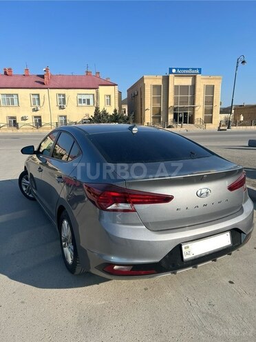 Hyundai Elantra 2019, 63,500 km - 2.0 l - Bakı
