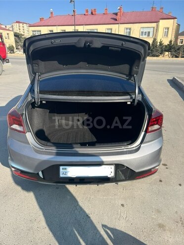 Hyundai Elantra 2019, 63,500 km - 2.0 l - Bakı