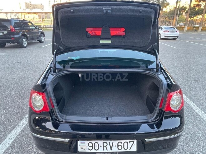 Volkswagen Passat 2005, 221,000 km - 2.0 л - Sumqayıt