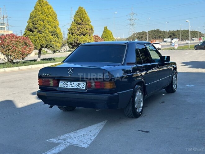 Mercedes 190 1992, 38,700 km - 2.0 л - Bakı