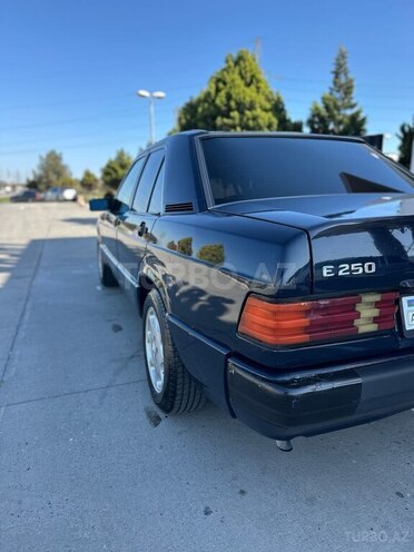 Mercedes 190 1992, 38,700 km - 2.0 л - Bakı