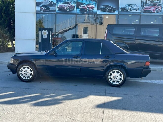 Mercedes 190 1992, 38,700 km - 2.0 л - Bakı