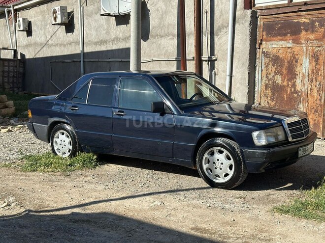 Mercedes 190 1992, 38,700 km - 2.0 л - Bakı