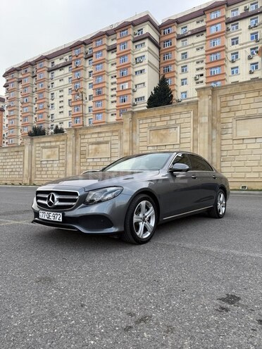 Mercedes E 220 d 2017, 187,000 km - 2.0 l - Bakı