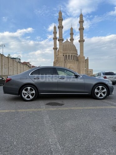 Mercedes E 220 d 2017, 187,000 km - 2.0 l - Bakı
