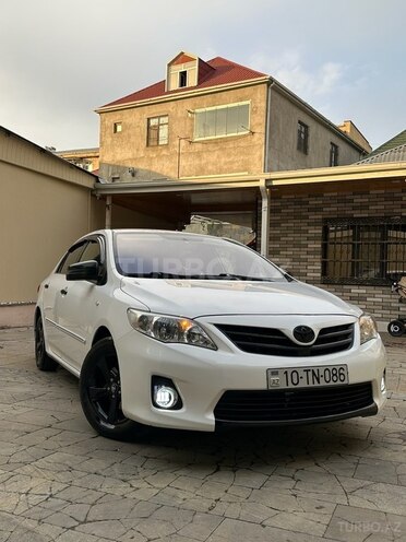 Toyota Corolla 2011, 300,000 km - 1.8 l - Bakı