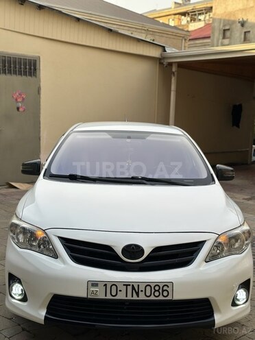 Toyota Corolla 2011, 300,000 km - 1.8 l - Bakı