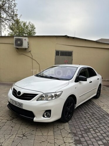 Toyota Corolla 2011, 300,000 km - 1.8 l - Bakı