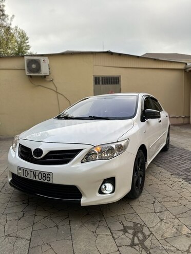 Toyota Corolla 2011, 300,000 km - 1.8 l - Bakı