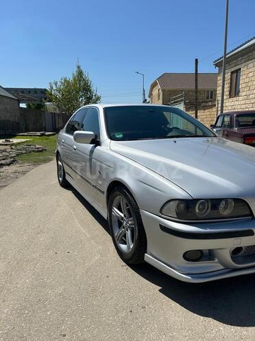 BMW 528 1997, 385,000 km - 2.8 l - Şirvan