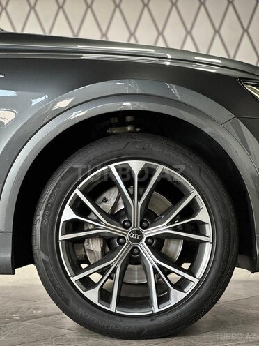 Audi Q8 2023, 41,000 km - 3.0 l - Bakı