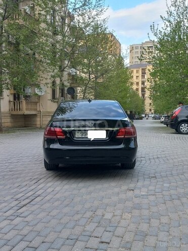 Mercedes E 220 d 2013, 271,000 km - 2.2 l - Bakı