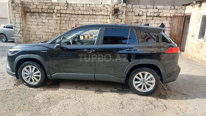 Toyota Corolla Cross 2024, 12,000 km - 2.0 л - Bakı