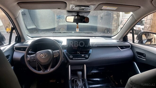 Toyota Corolla Cross 2024, 12,000 km - 2.0 л - Bakı