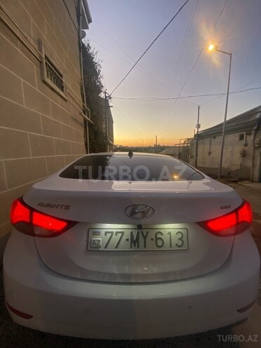 Hyundai Avante 2014, 273,000 km - 1.6 л - Bakı