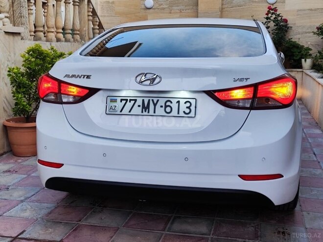 Hyundai Avante 2014, 273,000 km - 1.6 л - Bakı