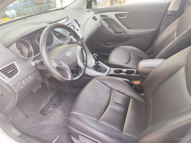 Hyundai Avante 2014, 273,000 km - 1.6 л - Bakı