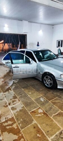 Mercedes C 200 1997, 298,000 km - 2.0 l - Bakı